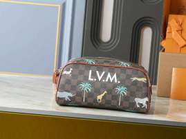 Picture of Louis Vuitton Wallets _SKUfw221566269fw
